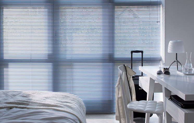 35mm Motor Alu-Venetian Blinds